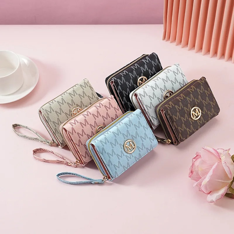 Threefold Zipper Wallet with L - огляд і ціна Wallets